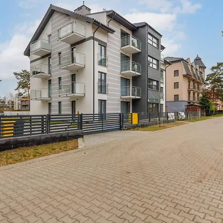 Stylish Rybacka With Parking By Renters Apartment
