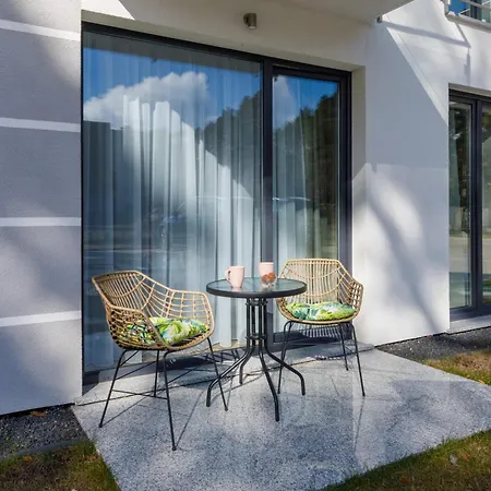 Stylish Rybacka With Parking By Renters 아파트