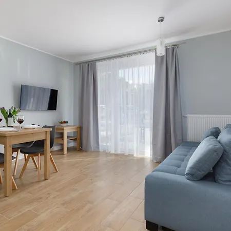 Stylish Rybacka With Parking By Renters 아파트 미에드지보드지