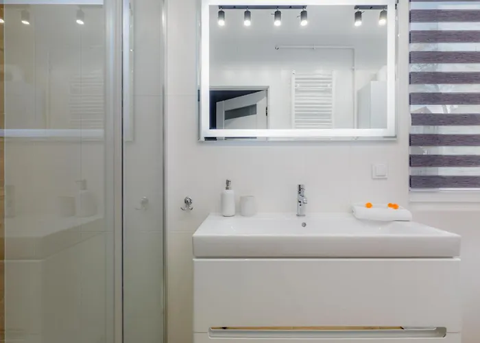 Stylish Rybacka With Parking By Renters Lejlighed *