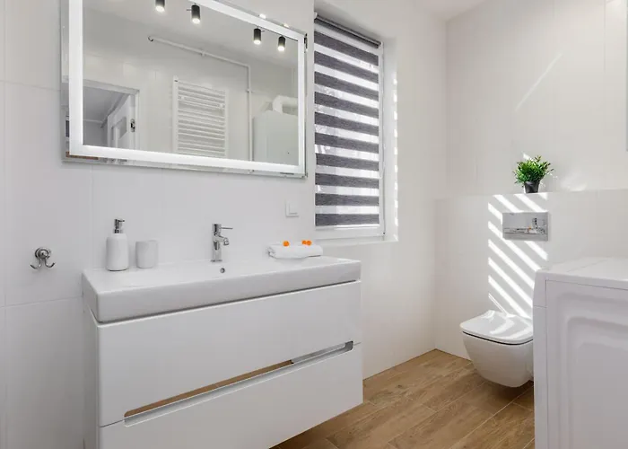 Stylish Rybacka With Parking By Renters